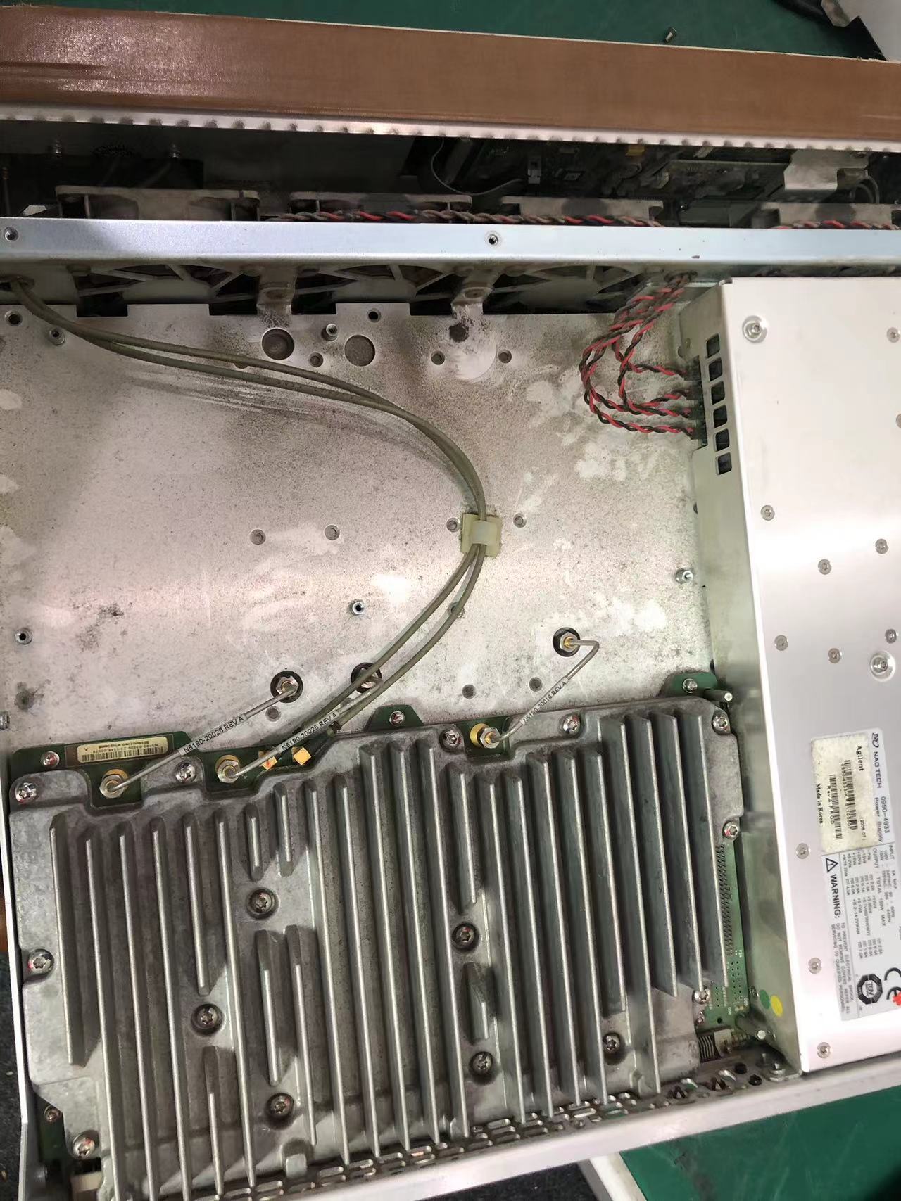 6583eaeee175b.jpg 維修信號源N5182A 2.jpg